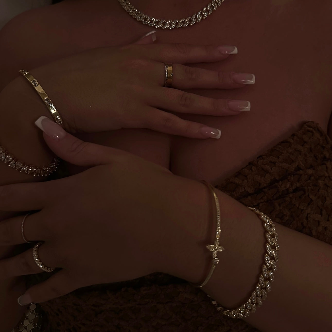 LOUISA BANGLE - GOLD